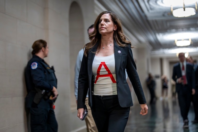 House passes bill to deport illegal immigrants with history of sex offenses