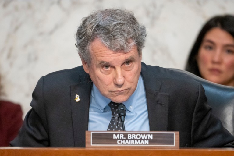 Sherrod Brown breaks with Democrats to call for Biden to oust FDIC head