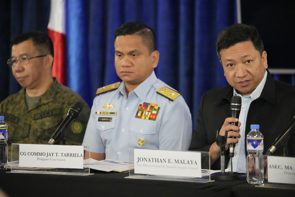 Philippines ‘alarmed’ by China’s suspected new island-building