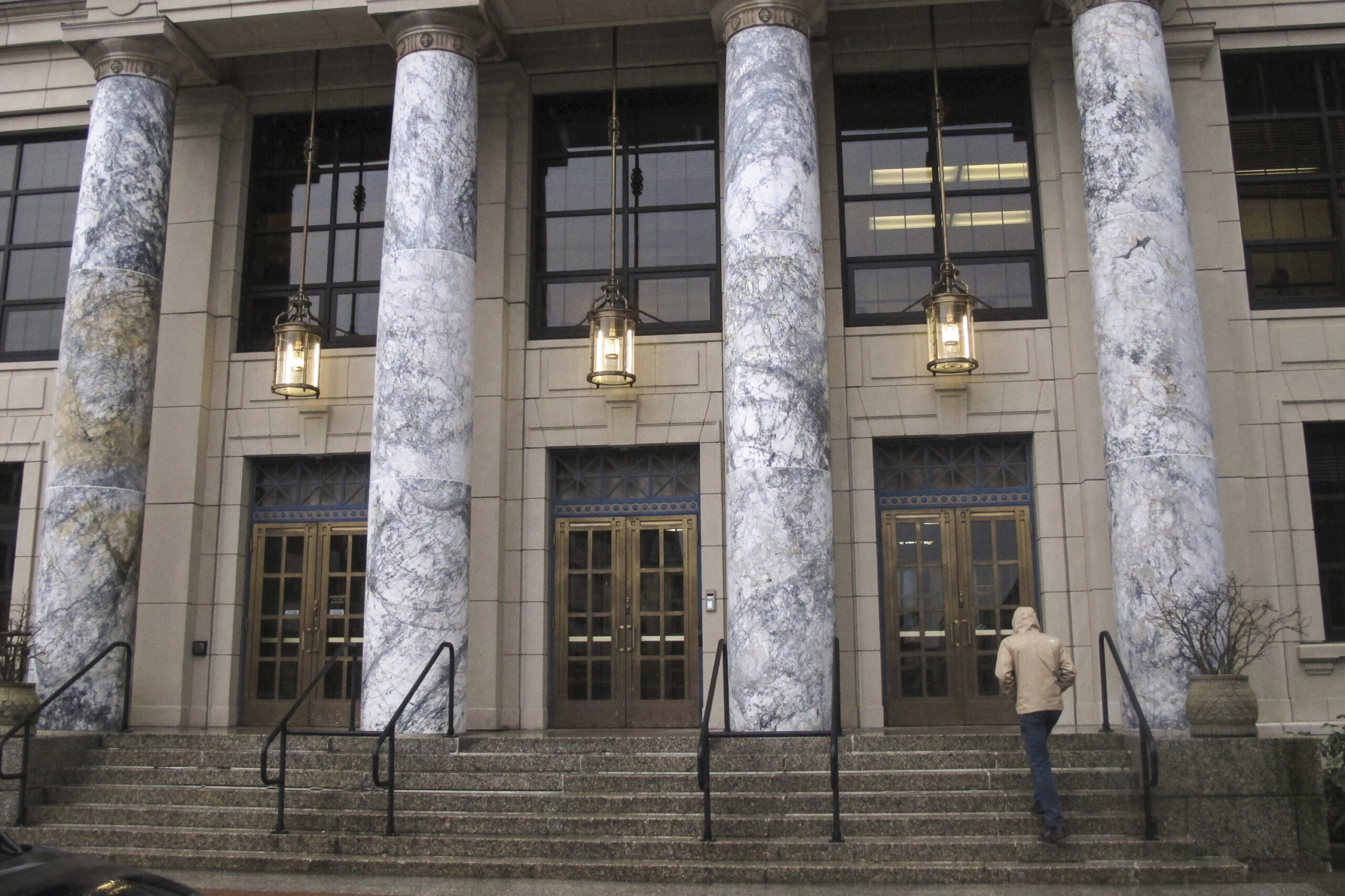 Houses passes bill to protect domestic oil production, protect Iñupiat community