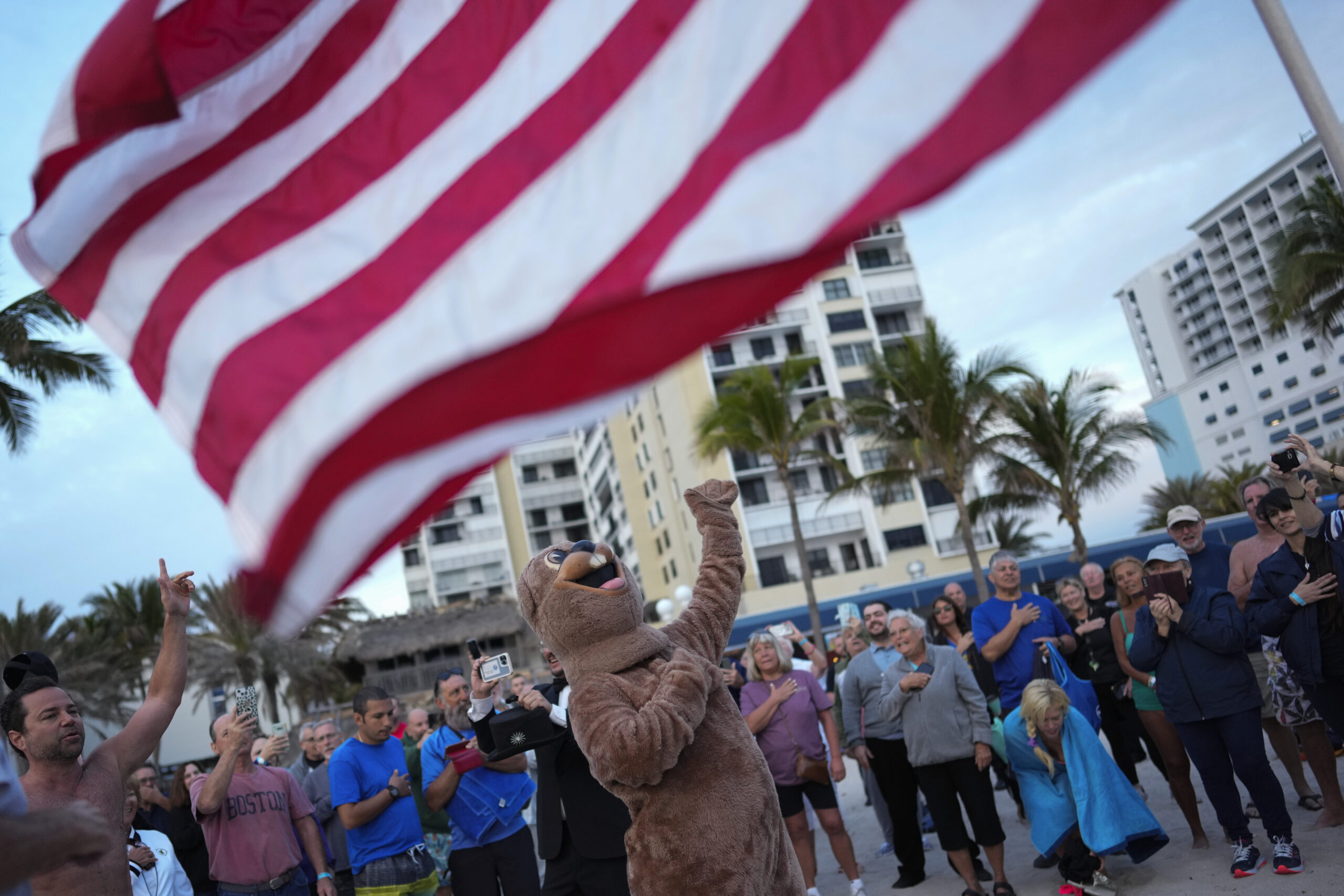 DeSantis celebrates record-breaking year as tourists flock to Florida