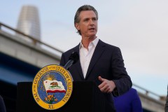 California bill aimed at providing abortion access to Arizonans lands on Newsom’s desk