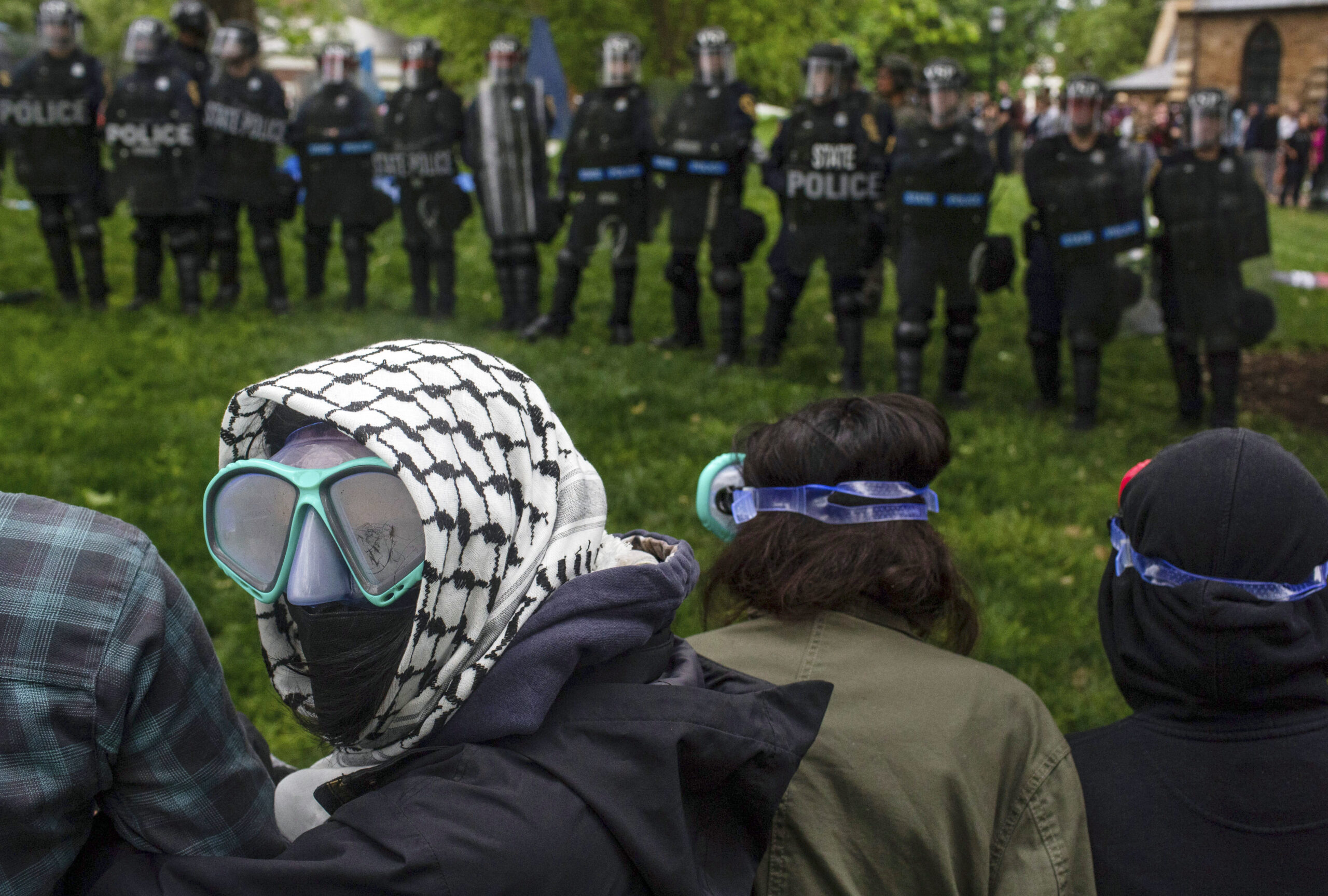 UVA professors weigh condemnation of school president after protester crackdown