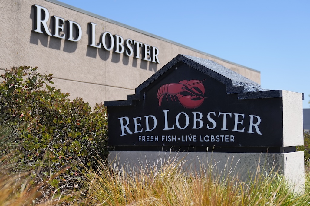 Red Lobster files for bankruptcy after closing several locations last week