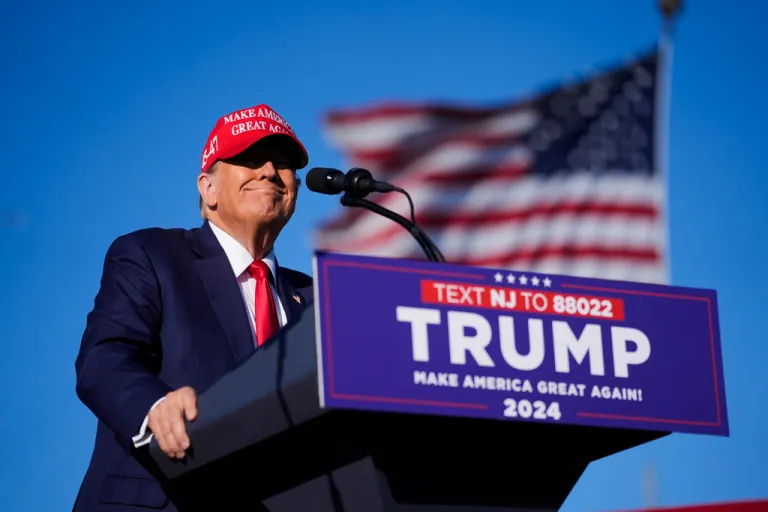 WATCH LIVE: Trump stumps in deep-blue Bronx as he campaigns to flip New York