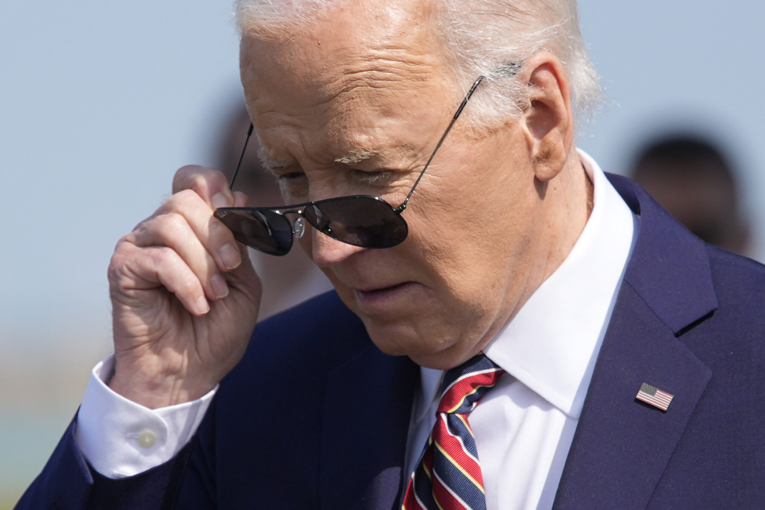 Biden ignores the Massachusetts migrant crisis