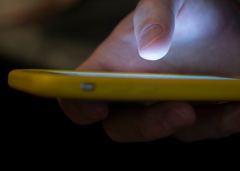 Florida school district parents push back against cellphone ban
