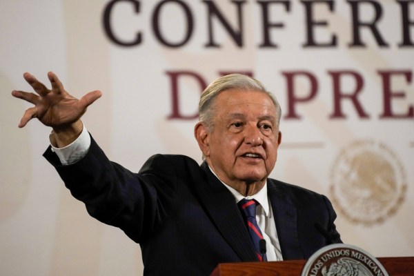 The president of Mexico denies the bloodshed at his front door