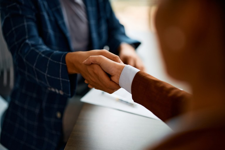 Delays continue to plague Illinois agency responsible for issuing professional licenses