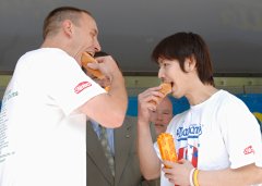 Joey Chestnut to compete in Netflix hot dog eating contest after being banned from Nathan’s
