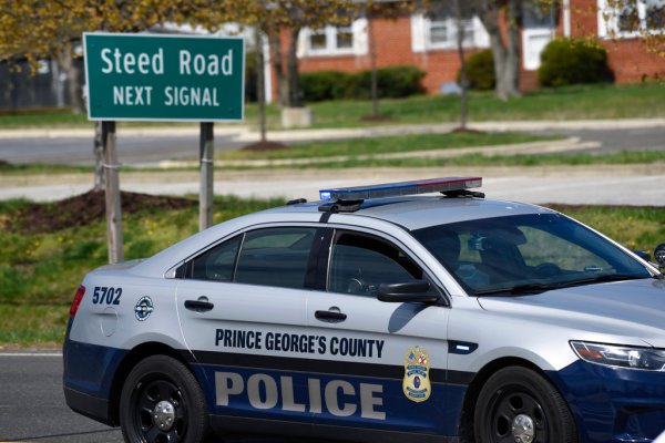 One dead and a child injured after shooting at Potomac High School youth football game