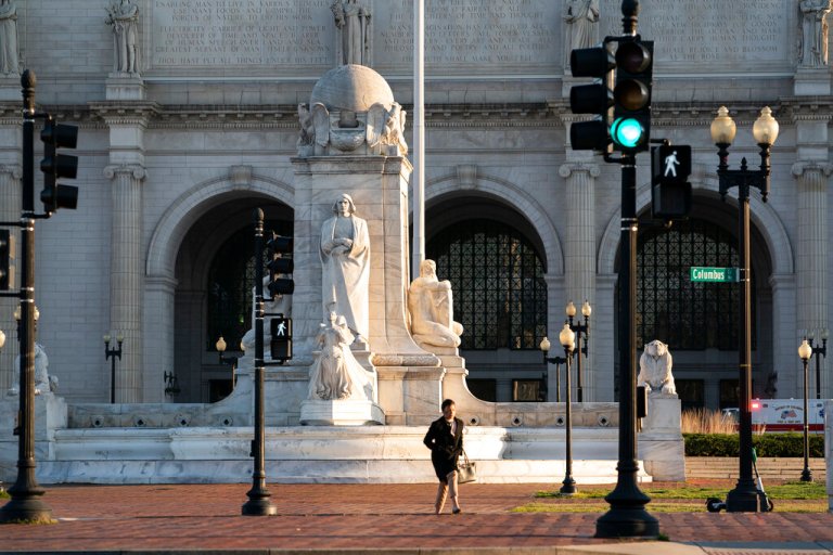 Massive 20-foot IUD placed in front of Washington Union Station Massive 20-foot IUD placed in front of Washington Union Station