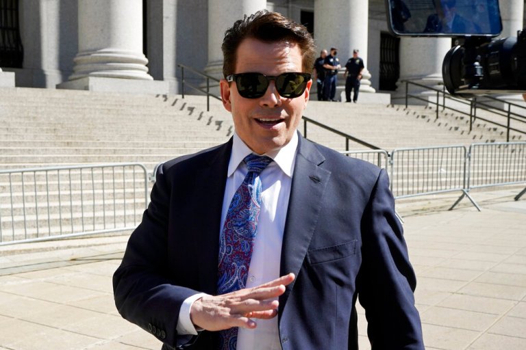‘Trump-nesia’: Scaramucci warns CEOs against backing former president