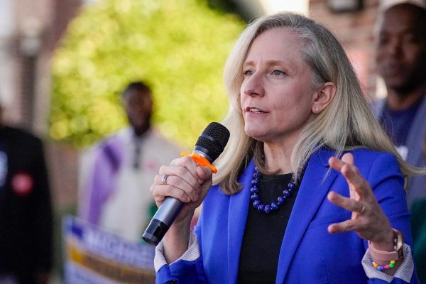 Virginia voters decide November matchup for two open House seats