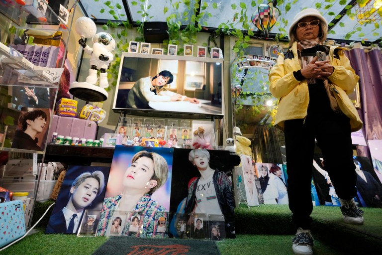 South Korea blares K-pop at North Korea as payback for dirty balloons