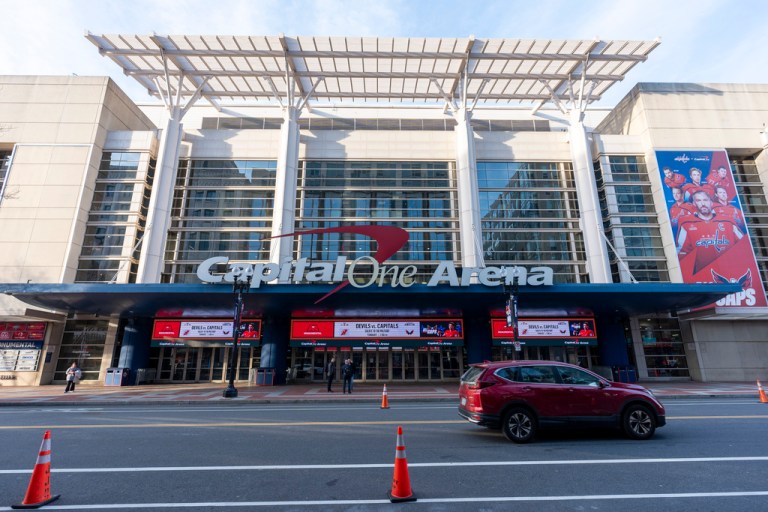 DC pushes plan to spend $515 million to buy and renovate Capital One Arena