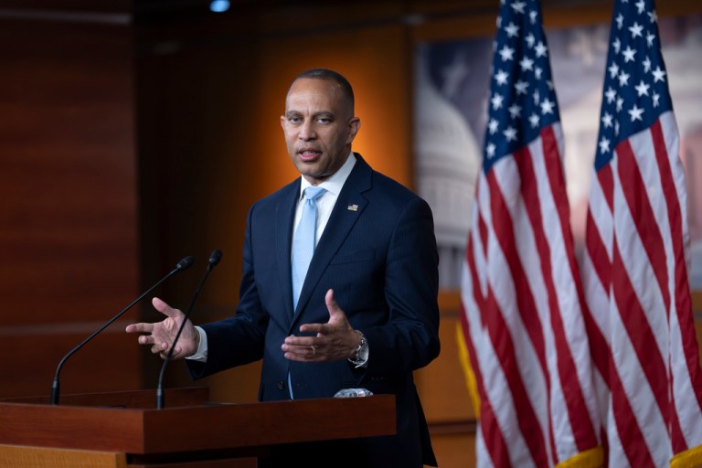 Jeffries fighting to keep Democratic Socialists of America on the sidelines in his backyard