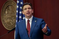 DeSantis announces historic $1.25 billion raise for Florida teachers