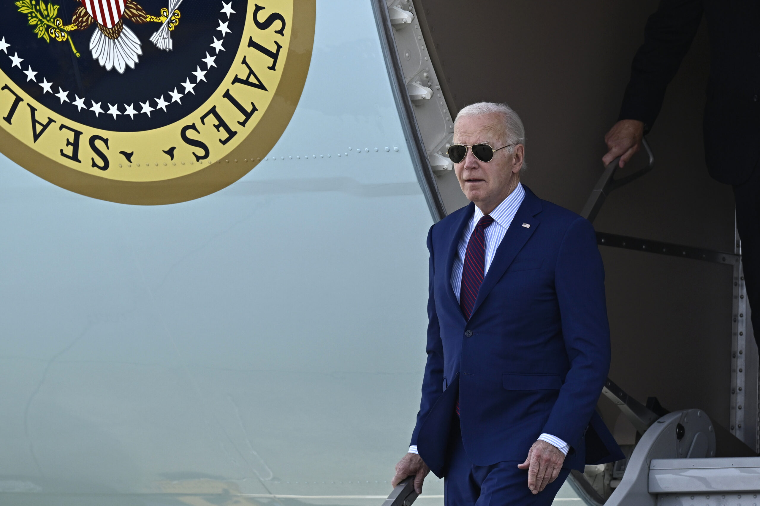 Biden policies have prolonged the war in Ukraine