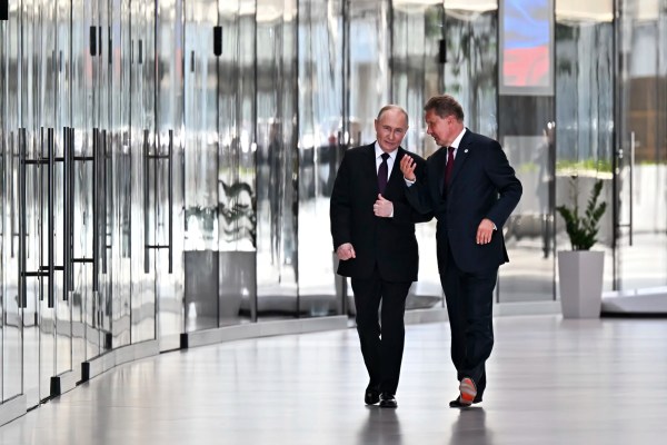 EU seeks to cut off Russia from Asian LNG buyers with new sanctions