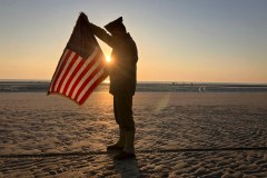 WWII veteran, 102, dies on way to D-Day ceremony in France