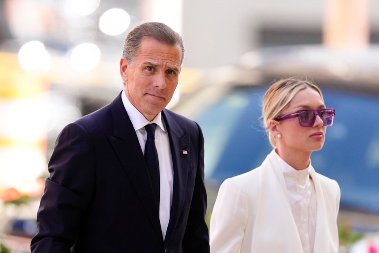 Hunter Biden arrives to federal court with his wife, Melissa Cohen Biden, Friday, June 7, 2024, in Wilmington, Del. (AP Photo/Matt Slocum)