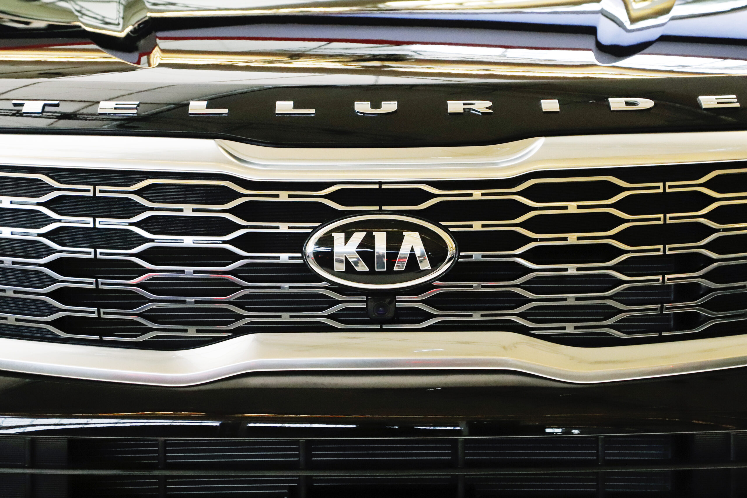 Kia recalling around 463,000 Telluride SUVs due to fire hazard concern