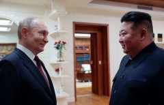 South Korea will ‘reconsider’ providing weapons to Ukraine as Putin allies with Kim Jong Un