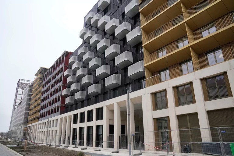 US Olympians demand AC units for ‘performance capability’ in Paris despite emissions goals