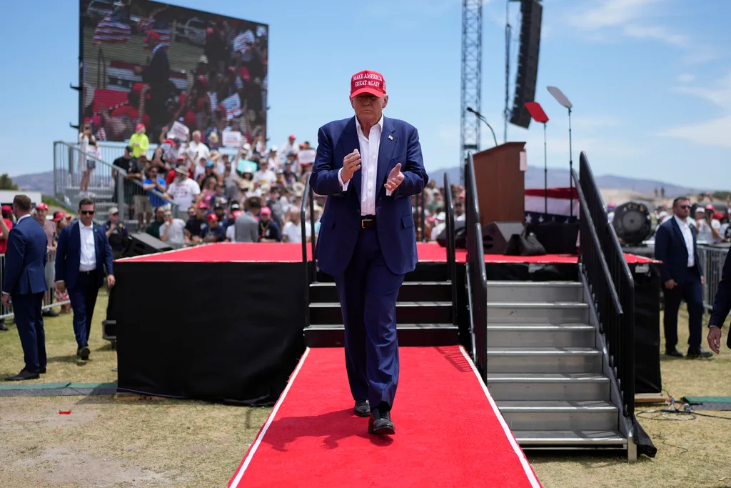 Trump shoots down suggestions he would institute mandatory military service