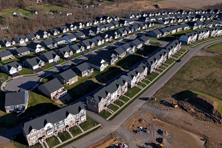 New home sales fell in May as mortgage rates weighed down housing market