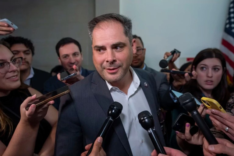 House passes $3 billion in veterans funding amid larger spending deal battle