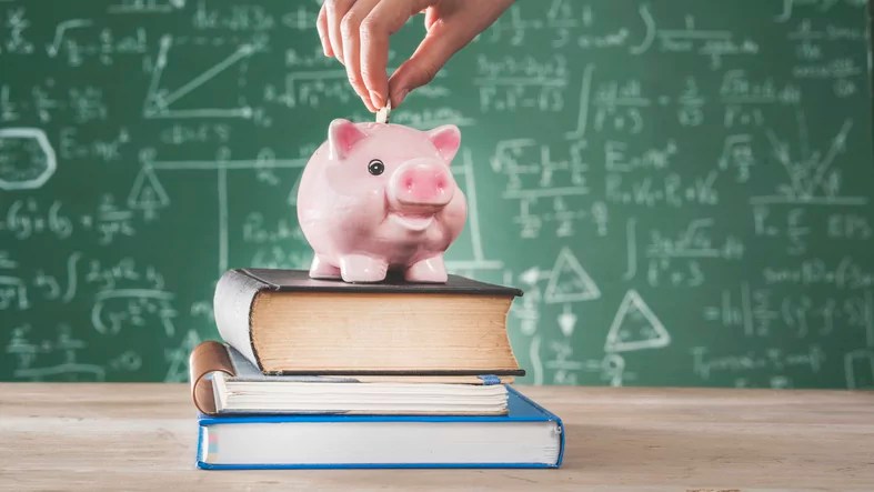 Moses Lake School District to sell two properties amid financial crisis
