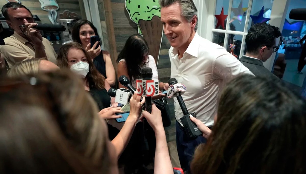 Newsom vows not to challenge Harris as Biden loyalists walk through fire