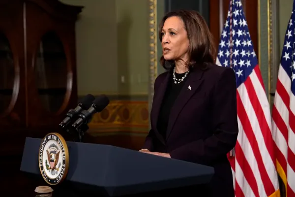 Kamala Harris’s favorability rating shoots up in week since Biden dropped out: Poll