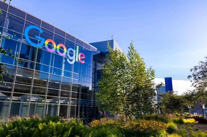 Government considers Google breakup in court filing