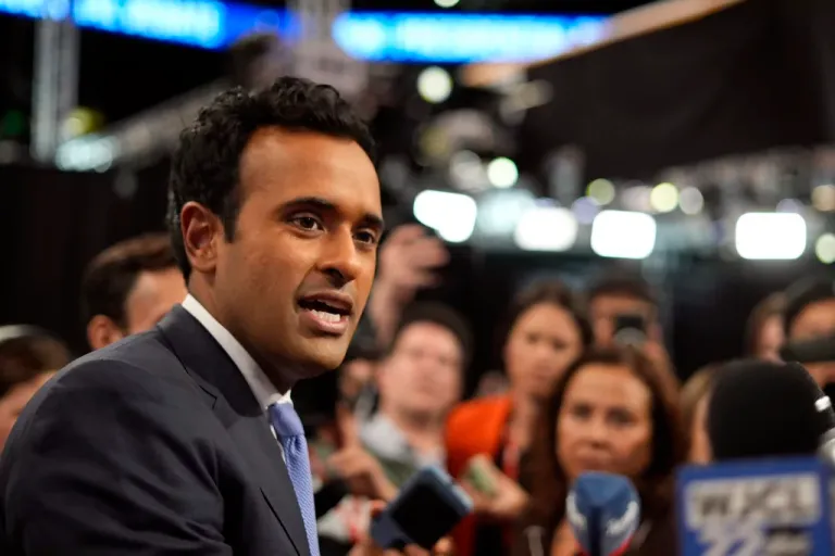 Ramaswamy slams DNC ‘joy’ as worthless vibe: ‘Style over substance’