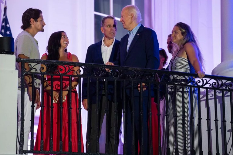 White House brings Hunter Biden closer in times of trouble