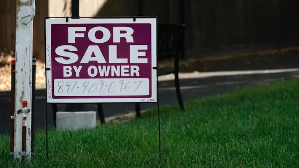 Spike in mortgage rates compounds inflation and debt woes