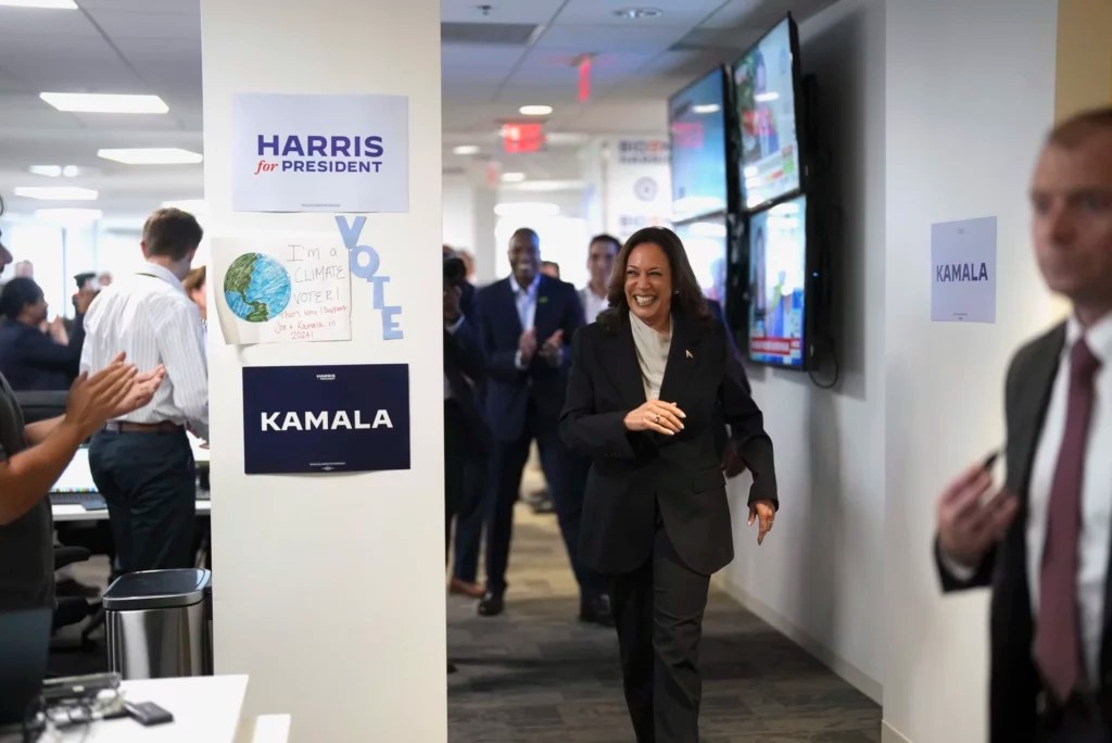 Harris sets up race between prosecutor and felon in first campaign stop: ‘I know Donald Trump’s type’ thumbnail