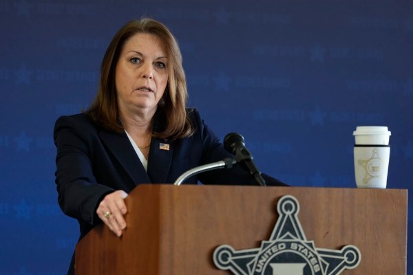 House Oversight issues sweeping records request to Secret Service ahead of hearing