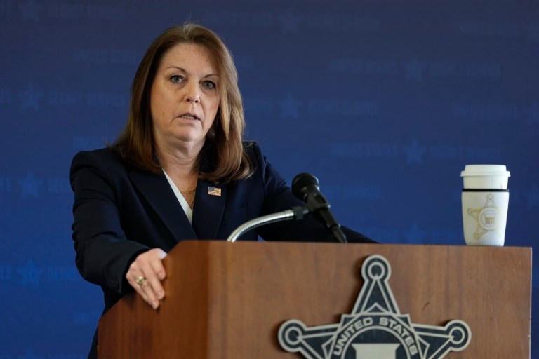 House Oversight issues sweeping records request to Secret Service ahead of hearing