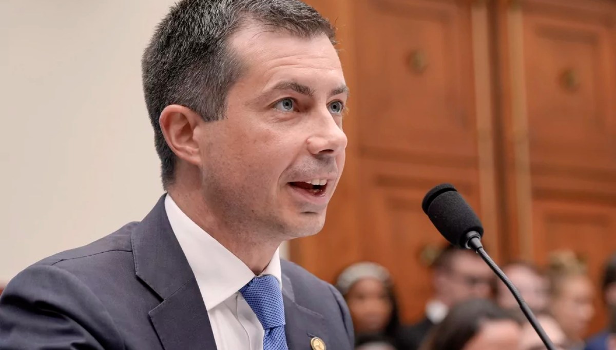 Pete Buttigieg endorses independent in Montana Senate race over Democratic candidate