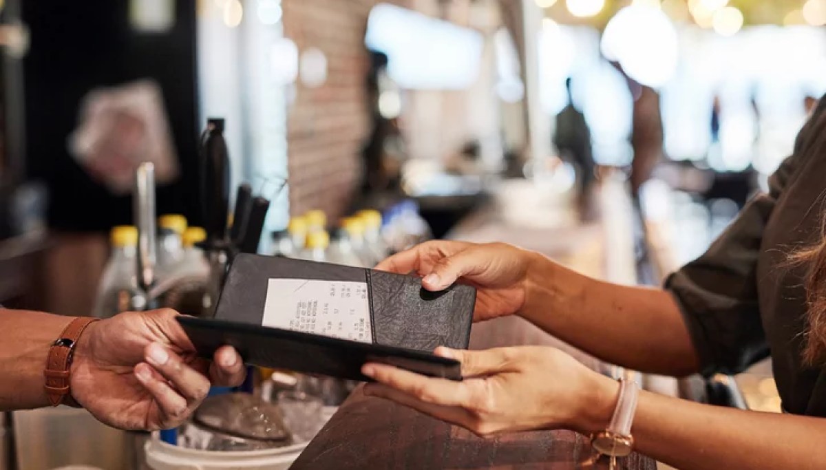 DC restaurant to pay half a million dollars to settle wage theft case