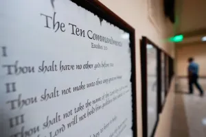 Texas classrooms can display Ten Commandments, appeals court rules
