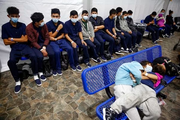 Biden HHS released migrant children to sponsor with MS-13 ties: Documents