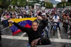 Protests continue in Venezuela over presidential election results