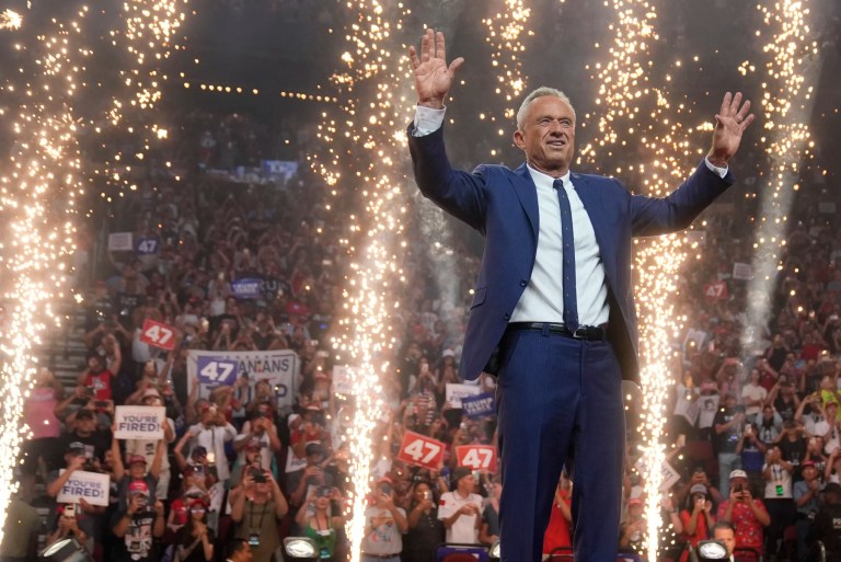 RFK Jr. gets hero’s welcome at Trump rally hours after endorsing former president