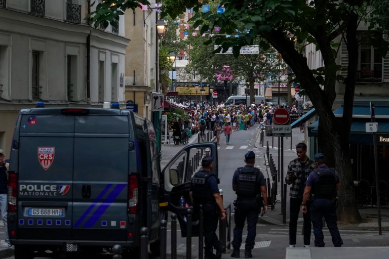 Suspect arrested after arson attack on French synagogue