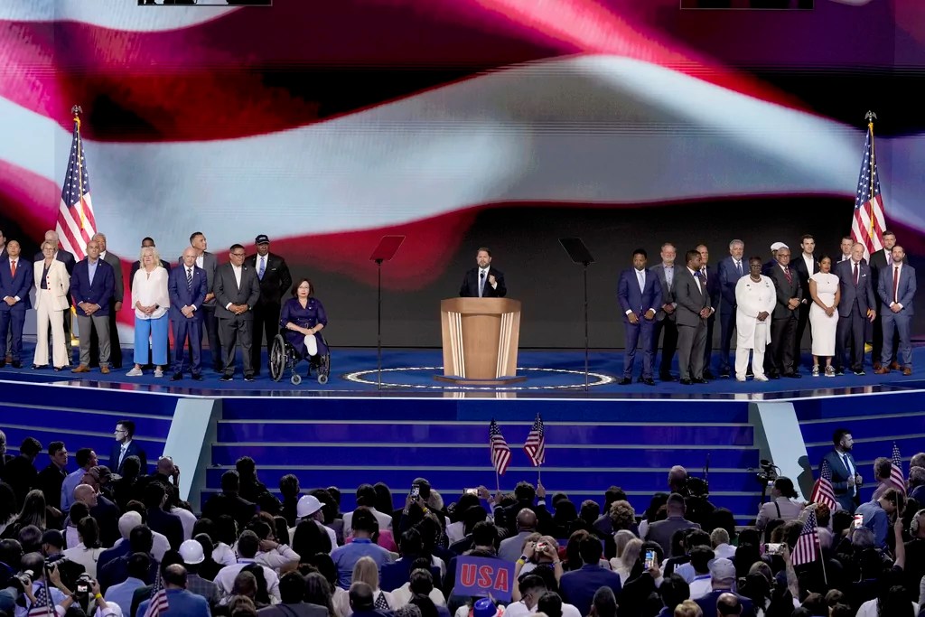DNC brings out military veterans during Gallego speech